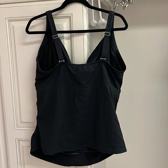 EUC Land’s End Underwire Tankini Swimsuit Top V-neck Wrap Front 18 DDD Black - Picture 5 of 10